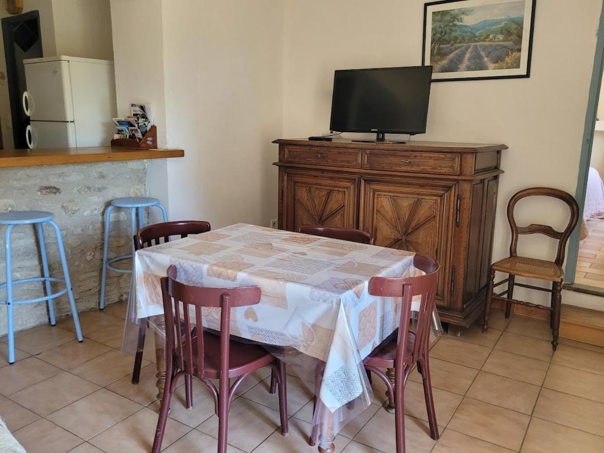 Mas La Vitalis Chambres D'Hotes LʼIsle-sur-la-Sorgue Dış mekan fotoğraf